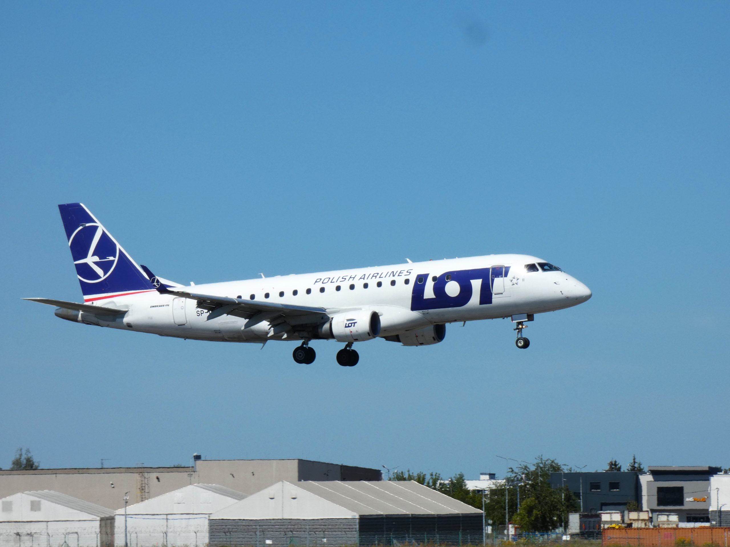 lot polish airlines