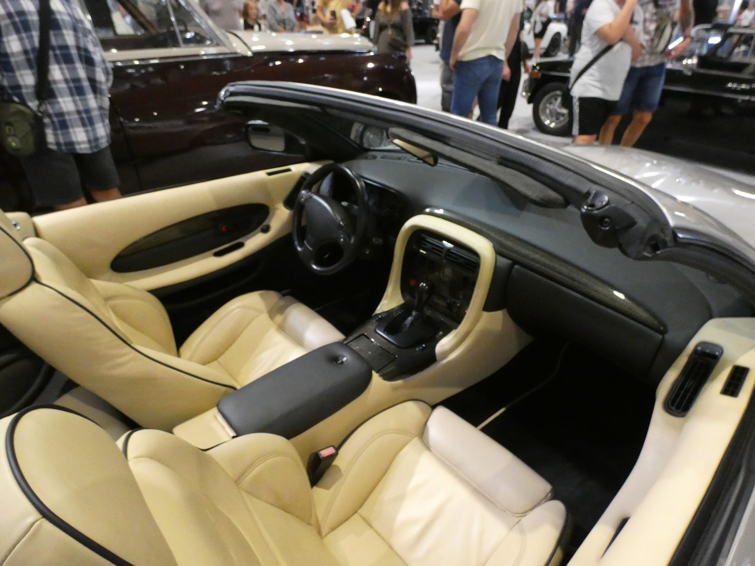 retro motor show