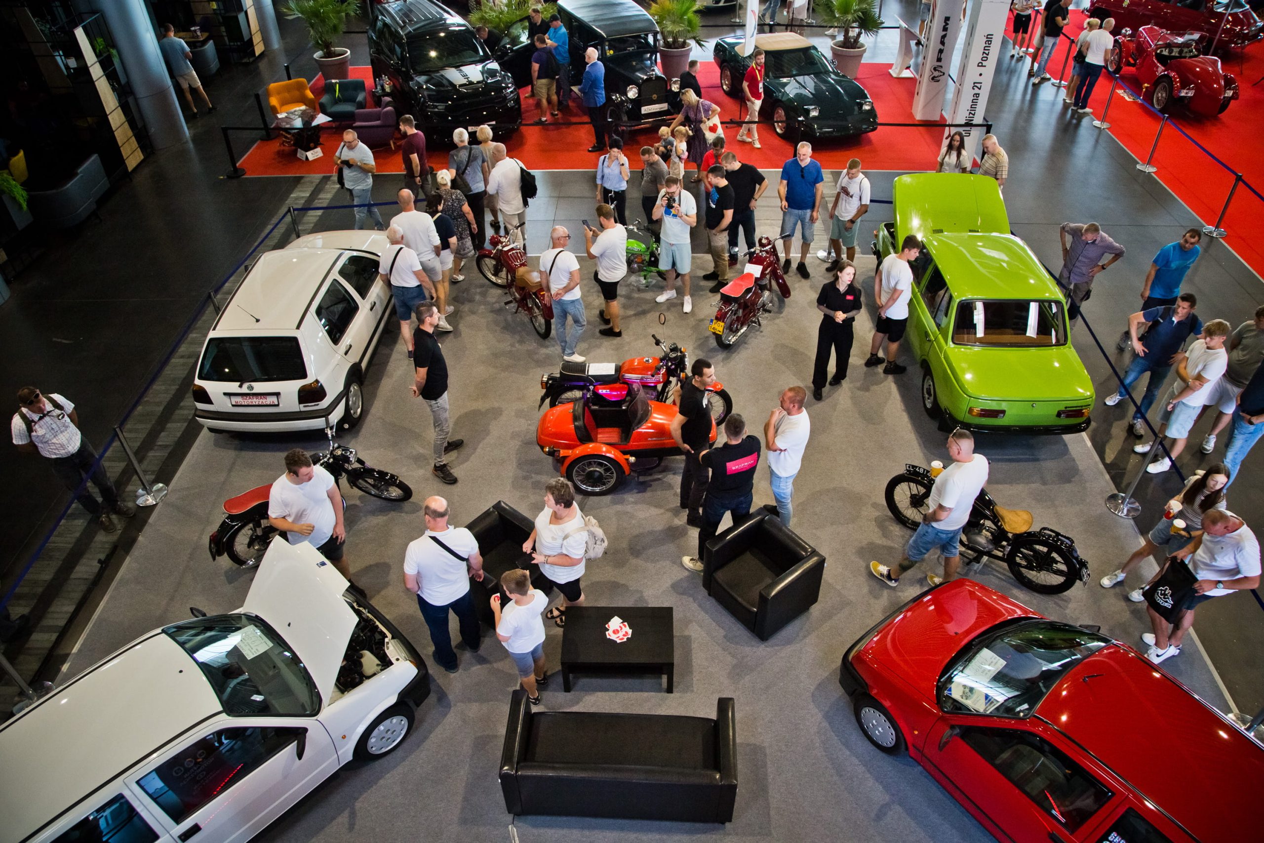 retro motor show
