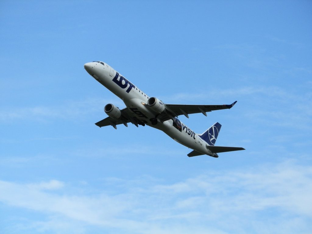 lot polish airlines