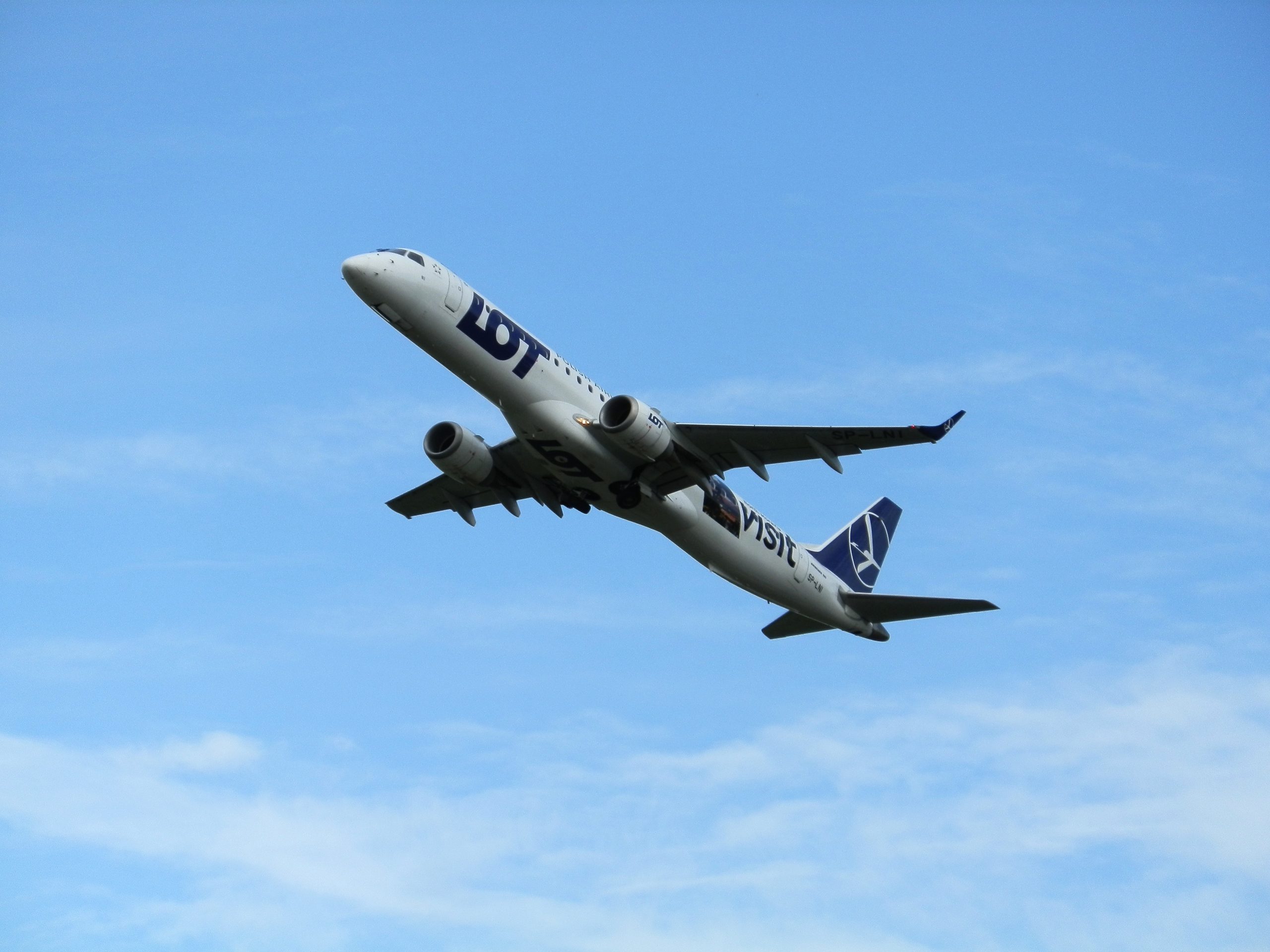 lot polish airlines