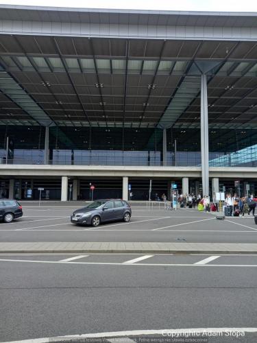 Berlin Brandenburg Airport, Terminal 1