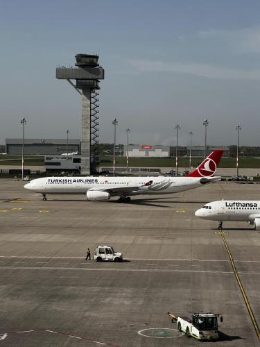 Airbus-A330-300-Turkish-Airlines-3