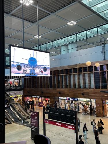 BerlinAirport-Terminal-1-2