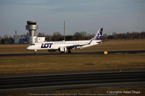 Embraer E195LR, LOT Polish Airlines