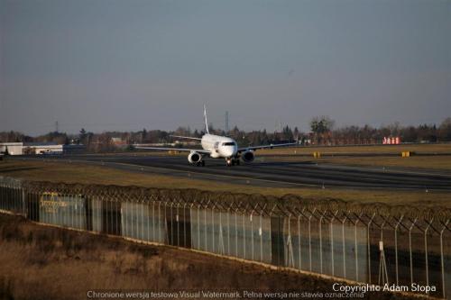 Embraer E195LR, LOT Polish Airlines