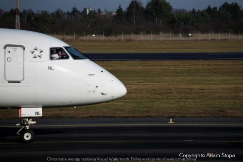 Embraer E195LR, LOT Polish Airlines