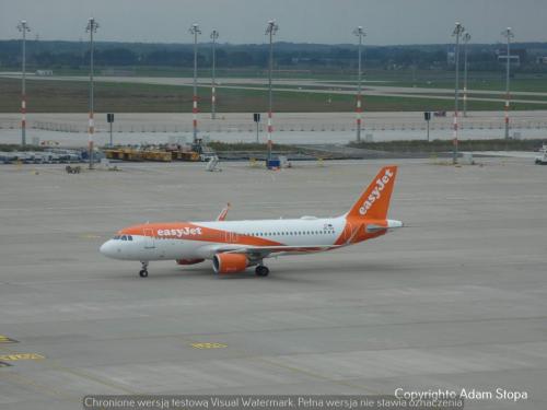 Airbus A320-200, easyjet Europe