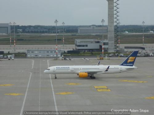 Boeing 757-200, Icelandair