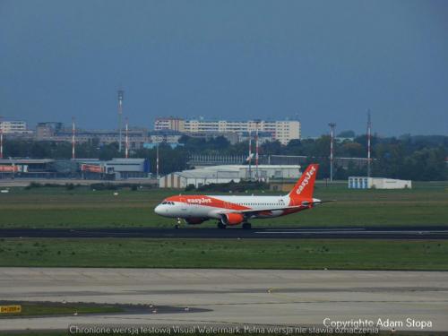 Airbus A320-200, easyjet Europe