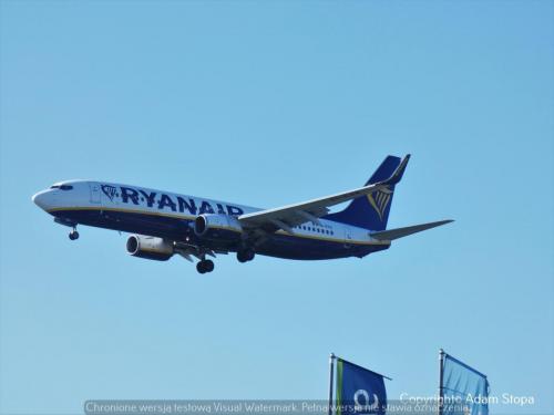 Boeing 737-800, Ryanair