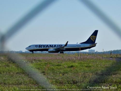 Boeing 737-800, Ryanair