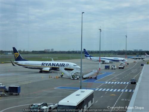 Ryanair, Enter Air