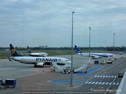 Ryanair, Enter Air
