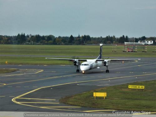 Bombardier Dash8Q400 (deHavilland Canada Dash8-400), LOT Polish Airlines
