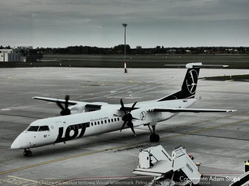 Bombardier Dash8Q400 (deHavilland Canada Dash8-400), LOT Polish Airlines