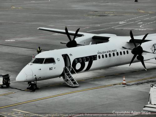 Bombardier Dash8Q400 (deHavilland Canada Dash8-400), LOT Polish Airlines