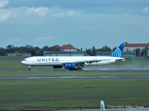 Boeing 777-300ER, United Airlines