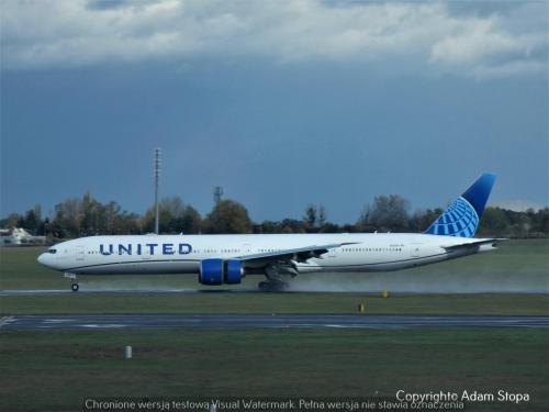 Boeing 777-300ER, United Airlines