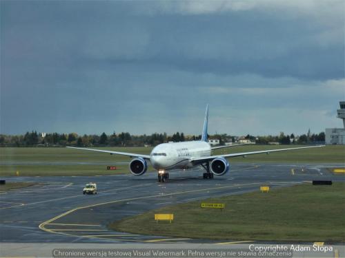 Boeing 777-300ER, United Airlines