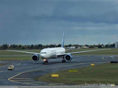 Boeing 777-300ER, United Airlines