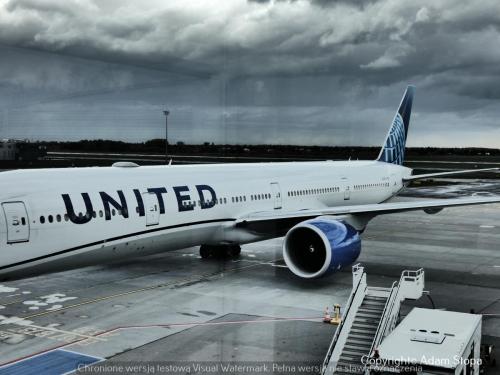 Boeing 777-300ER, United Airlines