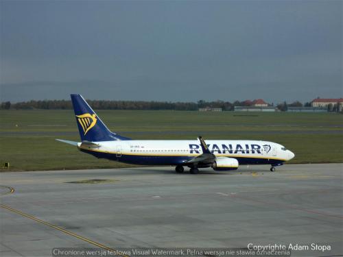 Boeing 737-800, Ryanair Buzz