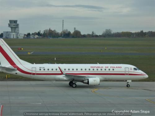 Embraer E175LR, Polish Government