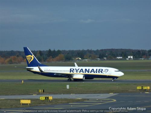 Boeing 737-800, Ryanair Buzz