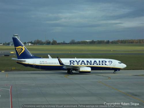Boeing 737-800, Ryanair Buzz