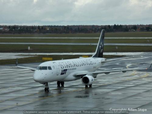 Embraer E175LR, LOT Polish Airlines