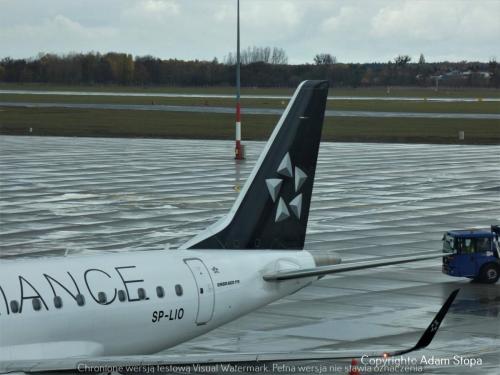 Embraer E175LR, LOT Polish Airlines