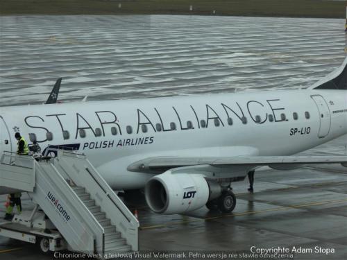 Embraer E175LR, LOT Polish Airlines