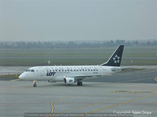 Embraer E170STD, LOT Polish Airlines