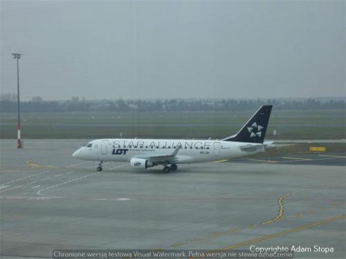 Embraer E170STD, LOT Polish Airlines