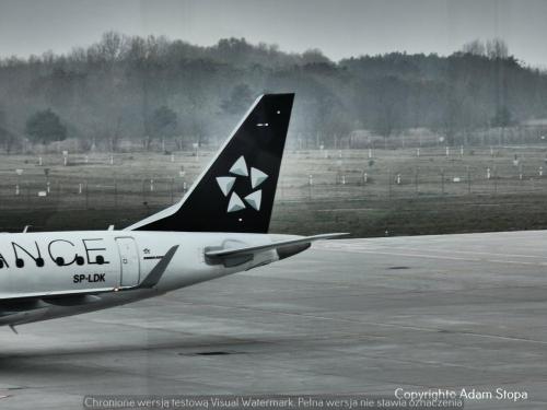 Embraer E170STD, LOT Polish Airlines