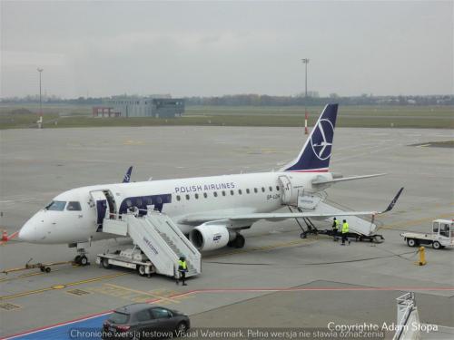 Embraer E170STD, LOT Polish Airlines