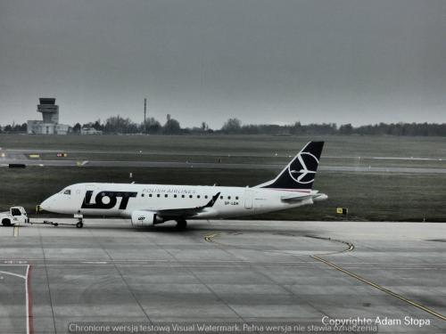Embraer E170STD, LOT Polish Airlines