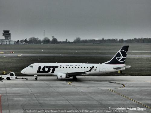 Embraer E170STD, LOT Polish Airlines