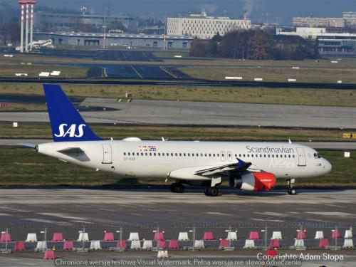 Airbus A320-200, SAS