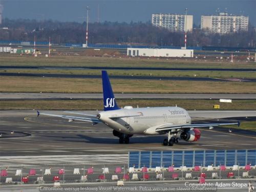 Airbus A320-200, SAS