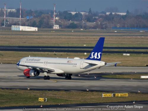 Airbus A320-200, SAS