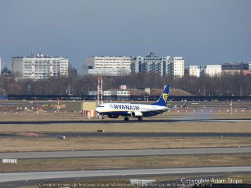 Boeing 737-800, Ryanair, Malta Air