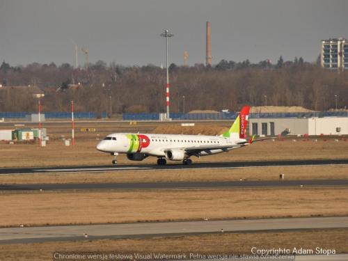 Embraer E190LR, TAP Express