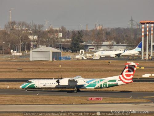 Bombardier Dash8Q400, LOT Polish Airlines