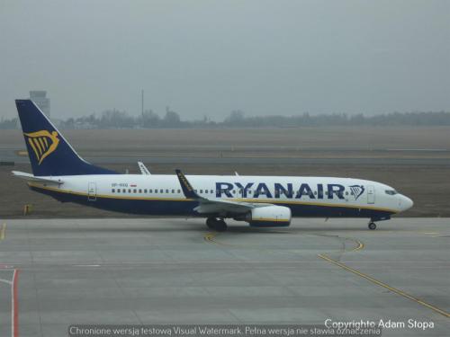 Boeing 737-800, Ryanair, Buzz