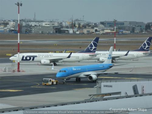 Boeing 737-800, LOT Polish Airlines oraz Embraer E190STD, KLM Cityhopper