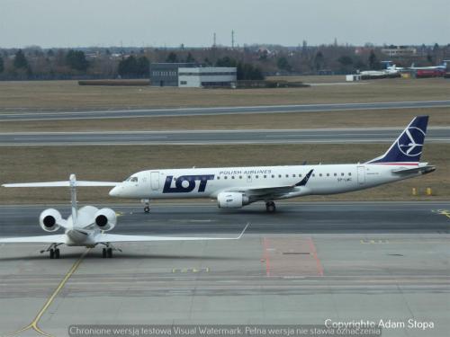 Embraer E190STD, LOT Polish Airlines