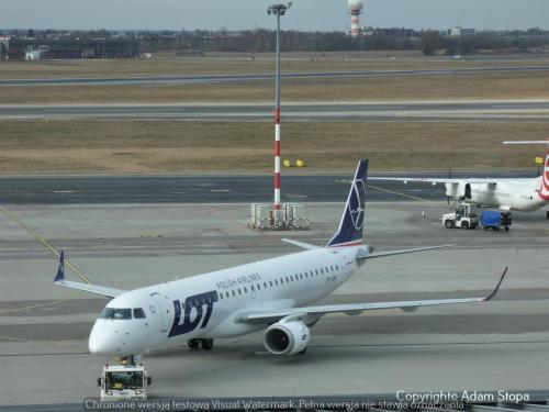 Embraer E195AR, LOT Polish Airlines