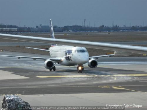 Embraer E175LR, LOT Polish Airlines